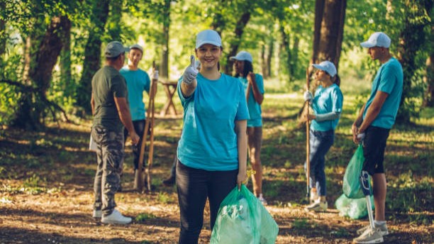 Children drawing in a sustainability-themed competition